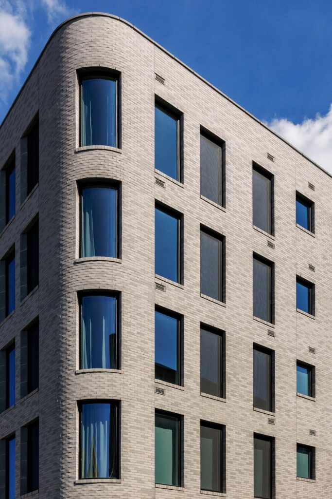 The Return of Mass: How Material Weight Is Reframing Architectural Value Today